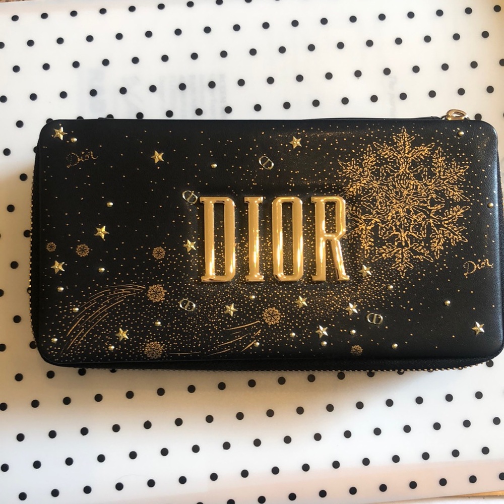 Dior box